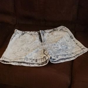Blue acid wash summer shorts